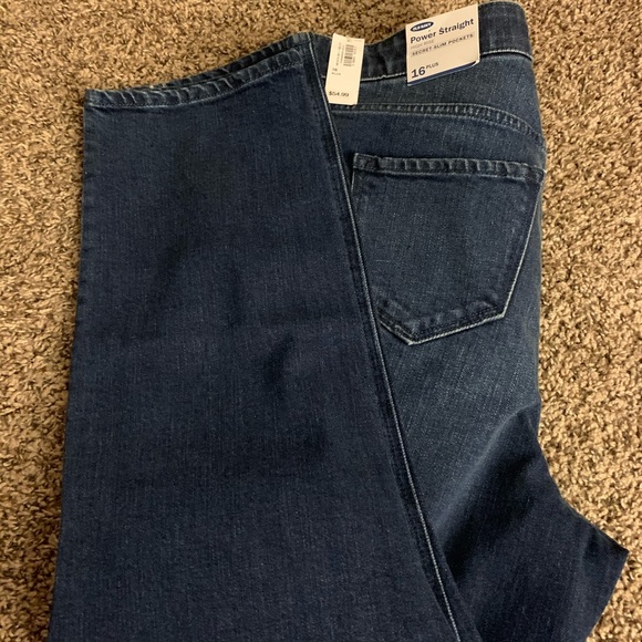 Old Navy High Rise Jeans - Picture 2 of 10